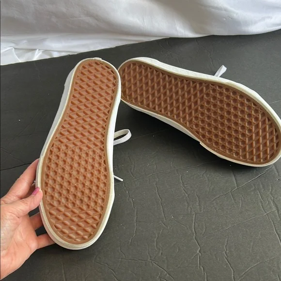 Vans Yellow and Black Sunflower Checkered Old Skool Sneakers 9.5 - Picture 8 of 10